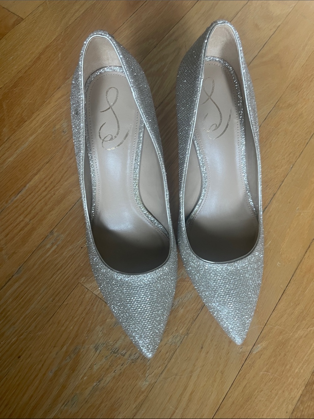 Silver Pointed Toe Women's Pumps - Elegant Sparkle